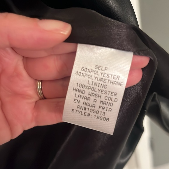 Black fringe jacket - Picture 6 of 6